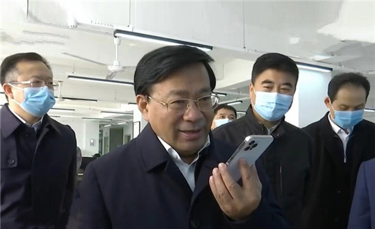 封一： 吉林省委副書記、省長韓俊蒞臨尊龍凱時人生就是贏伊通供熱_副本.jpg